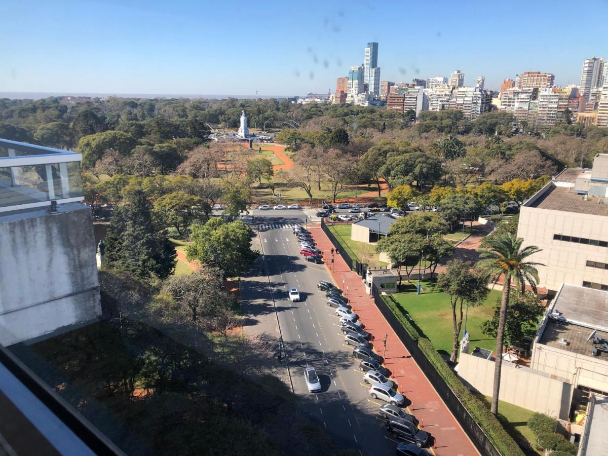 Apartamento Av Kennedy Y Cervino A Metros Embajada Eeuu 布宜诺斯艾利斯 外观 照片