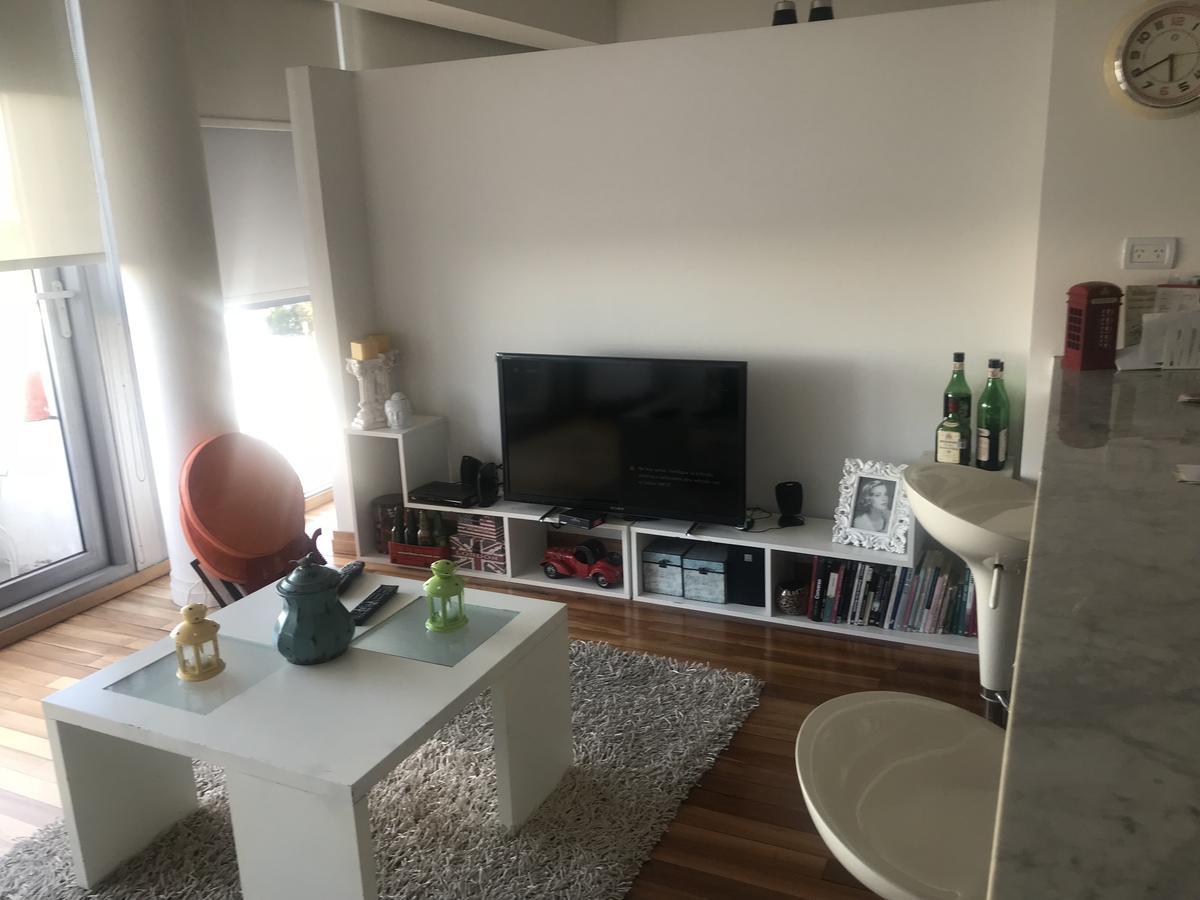 Apartamento Av Kennedy Y Cervino A Metros Embajada Eeuu 布宜诺斯艾利斯 外观 照片
