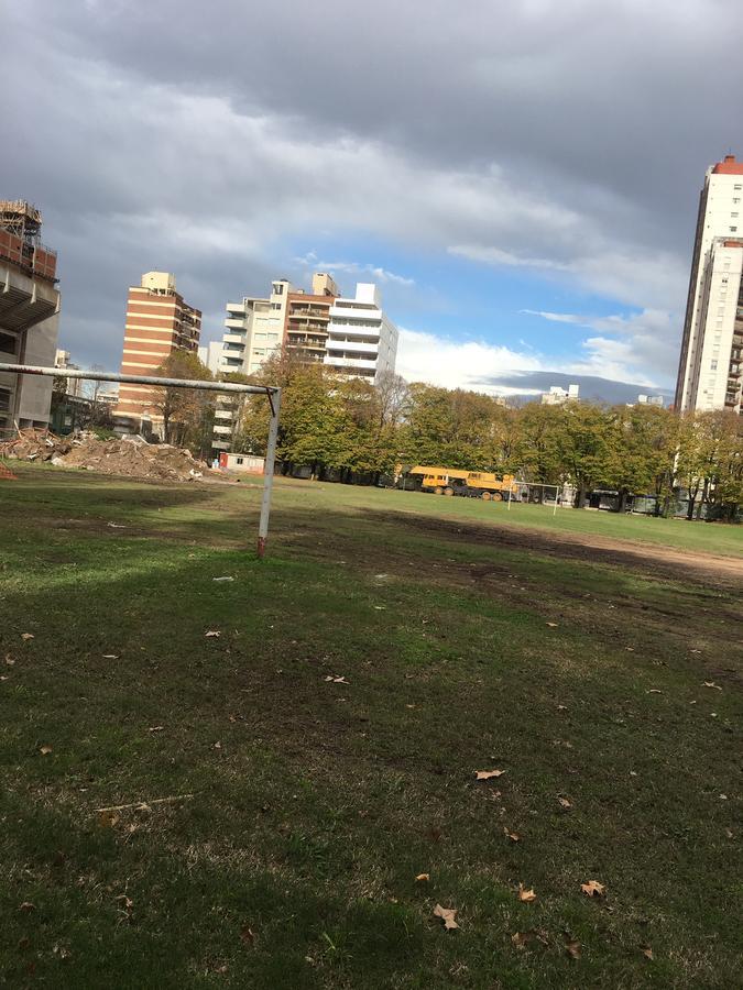Apartamento Av Kennedy Y Cervino A Metros Embajada Eeuu 布宜诺斯艾利斯 外观 照片